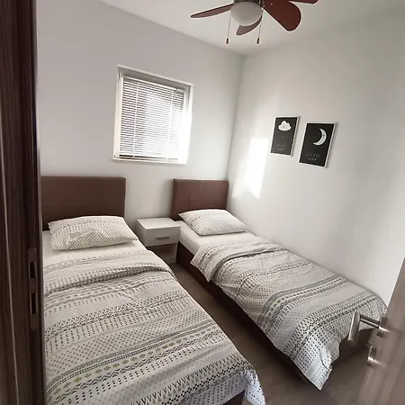 Lana I Natali דירה