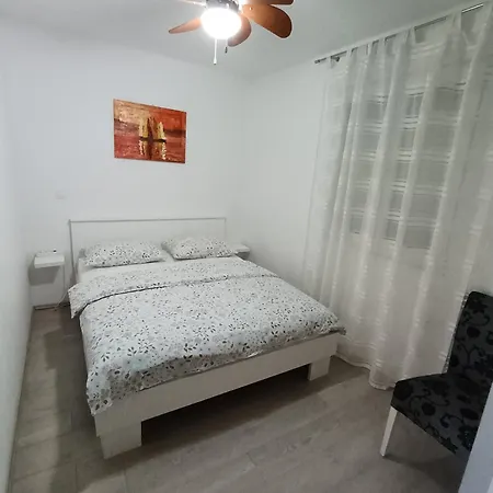 شقة Lana I Natali *