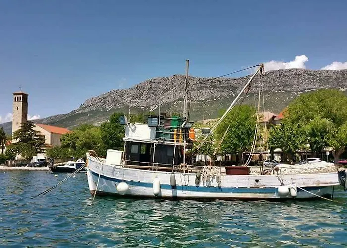 Lana I Natali Apartman *